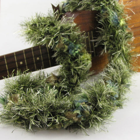 Hawaiian Hakuhia Eyelash Crochet Lei
