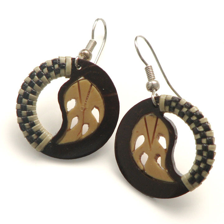 Pago Pago Coco Earrings - Samoa Leaf